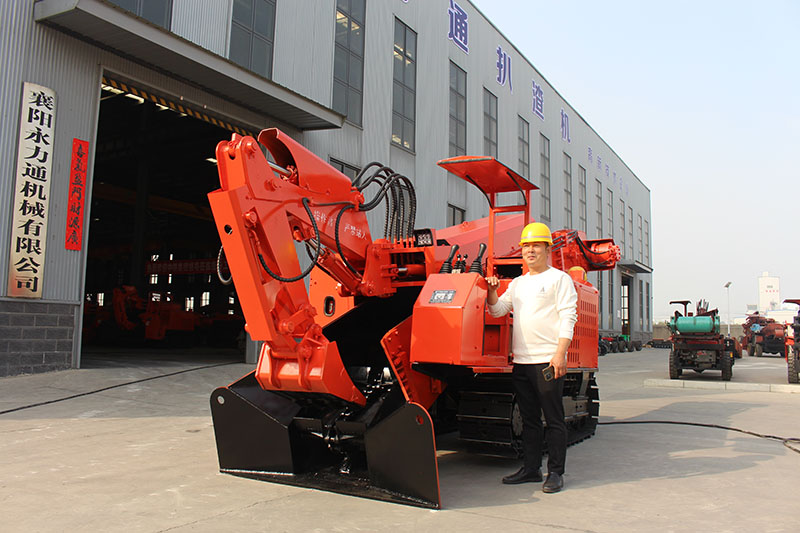 80型履帶刮板扒渣機